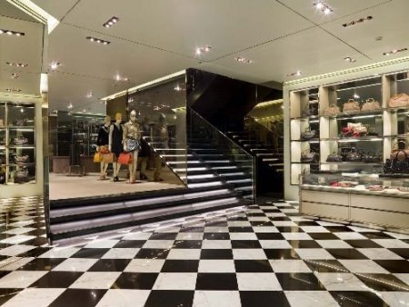 Prada Türkiye'deki İlk Mağazasını Nişantaşı'nda Açıyor