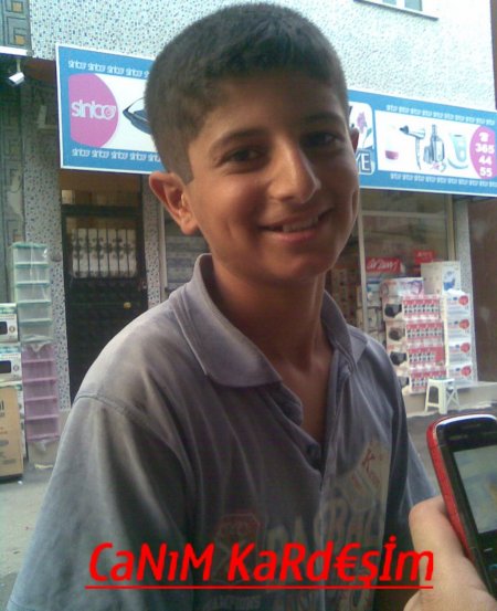 Pres makinesinde ölen çocuk, aldığı telefonun parasını ödemek için işe girmiş