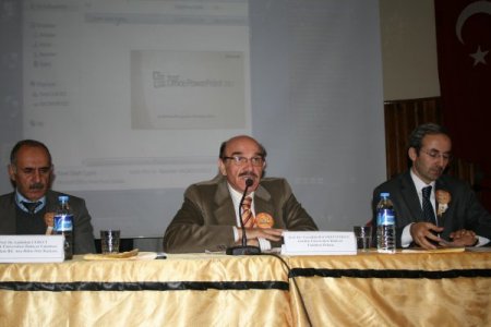 Prof. Dr. Hacımüftüoğlu: Camiler, Her Yaştan İnsanın Eğitime Katkı Sağlıyor