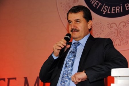 Prof. Dr. Özafşar: Din adamlarımız gittikleri ülkelerde el üstünde tutuluyor