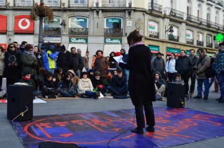 Profesörlerden 'sokakta ders' eylemi