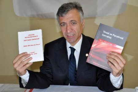 Profesörlük Unvanı Geri Alınan Acar: Bazı Profesörlerin Kitabı Yok, Benim 9 Kitabım Var