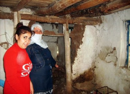 Proje Gecikince Aile Kış Günü Açıkta Kaldı
