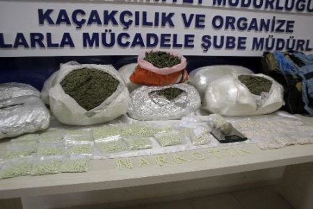 Protez Bacağında Uyuşturucu Hap Saklamış