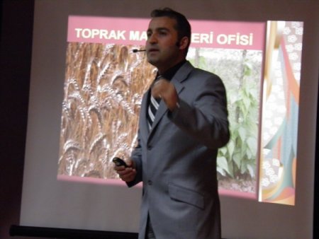 Psikolojik Danışman, 15 Bin Kişiye Konferans Verdi