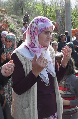 Psikolojik tedavi gören koca, eşini baltayla öldürdü