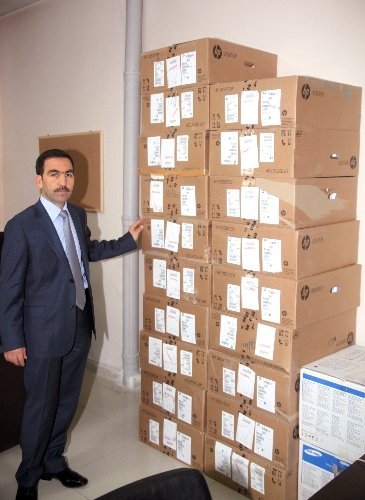 PTT, Hakkari Üniversitesi'ne 53 adet bilgisayar hediye etti