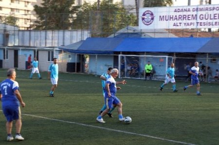 PTT çalışanları futbol turnuvasıyla kaynaşıyor