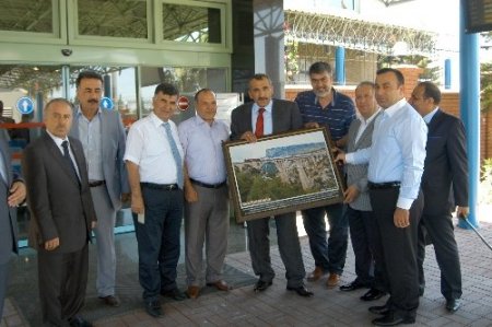 PTT Genel Müdürü Tural’a Adana’da sürpriz karşılama