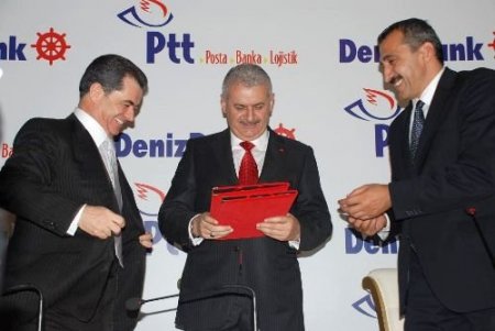 Ptt Müşterileri De Kredi Kartı Sahibi Olabilecek