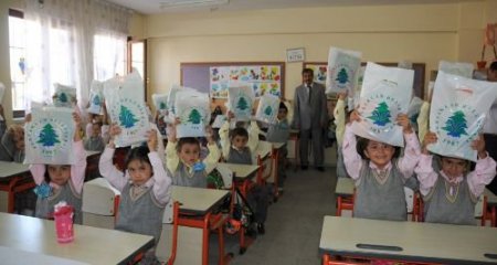 Pursaklar Belediyesi, 20 Bin Öğrenciye Eğitim Yardımında Bulundu