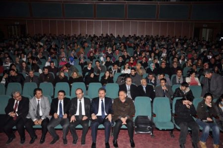 'Pusuda' Malatya'da Sahnelendi