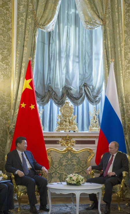 Putin, Çin lideri Jinping’i Kremlin’de ağırladı