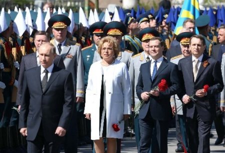 Putin, Gürcü halkının 9 Mayıs Zafer Bayramı'nı kutladı