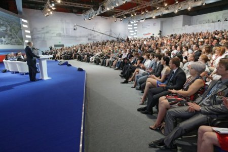 Putin: 2012 Seçim Kampanyası Kirli Olabilir