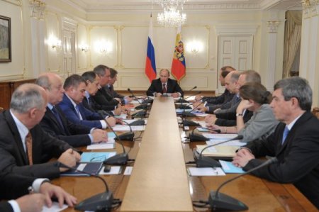 Putin: BM’den başka hiç kimse kime silah satacağımızı dikte edemez