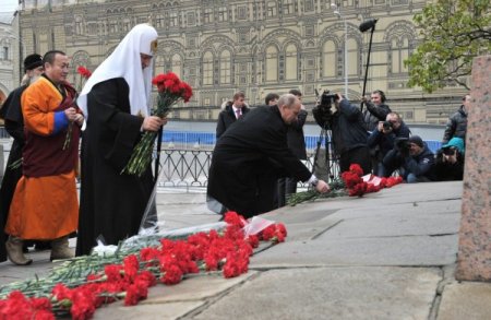 Putin din adamları ile Kızıl Meydan’da “Birlik” mesajı verdi