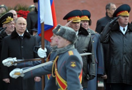 Putin: Dünyada ihtilaflar artıyor, orduyu yeniden yapılandıracağız