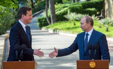 Putin: Rusya ve İngiltere, Suriye'nin toprak bütünlüğünün korunmasından yana