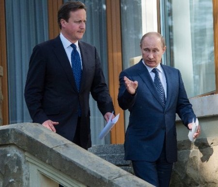 Putin: Rusya ve İngiltere, Suriye'nin toprak bütünlüğünün korunmasından yana