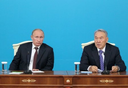 Putin: Sberbank’a on yıl önce yatan 100 dolar, şimdi 3700 dolar oldu