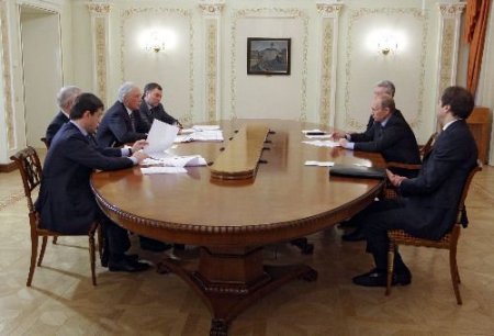 Putin'den İktidar Partisine Muhalefet Azarı