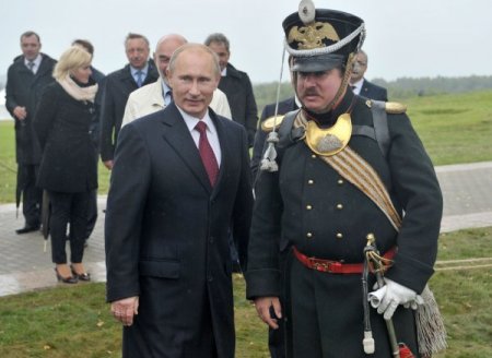 Putin’den “vatanseverlik” ve “Stalin dönemi gibi” kalkınma çağrısı