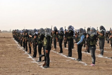 PYD, Türkiye sınırında sözde 'Kürdistan Halk Tugayları Ordusu' kurdu