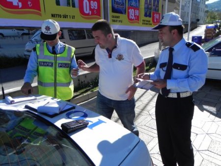 Radar yakalanan sürücüler, 50 kilometrelik hız sınırını az buldu