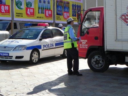 Radar yakalanan sürücüler, 50 kilometrelik hız sınırını az buldu
