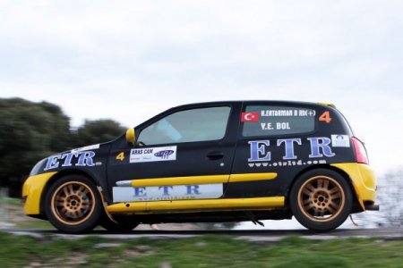 Ralli Kupası'nın ilk yarışı 'Aras Cam Rallisi' tamamlandı