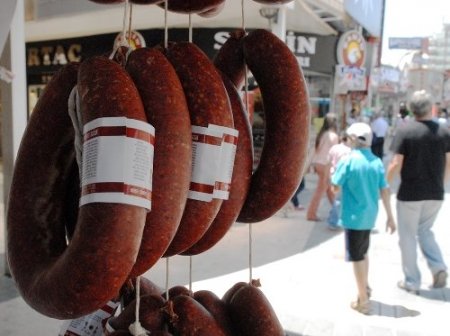 Ramazan öncesi piyasaya sucukta indirim desteği