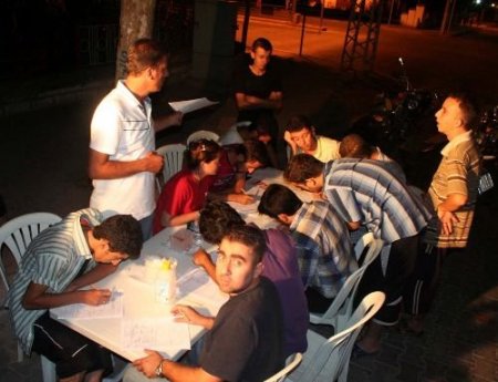 Ramazanda Kan Bağışı Düşüşünü Önlemek İçin Kan Bağış Tır'ları İlçeleri Dolaşıyor