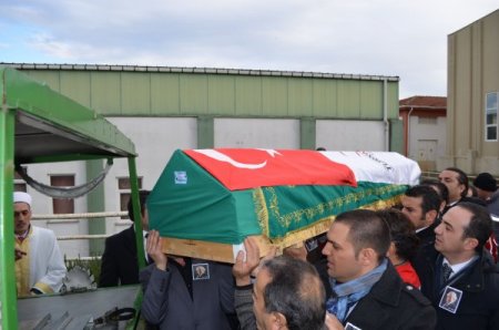 Rasathane 'Deprem Dede'yi son yolculuğuna uğurladı