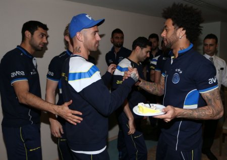 Raul Meireles'e sürpriz doğum günü yapıldı