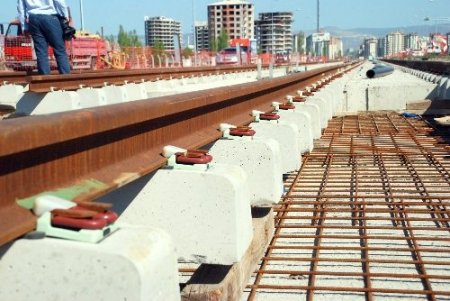 Raylı sistemde ek güzergahlar bu yıl hizmete girecek
