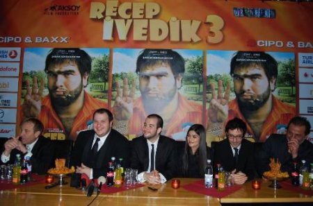 Recep İvedik 3 Yapımcıları: Köln'deki Gala İstanbul'u Bastırdı