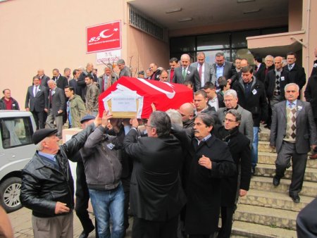 Refaiddin Şahin, Terme'de toprağa verildi