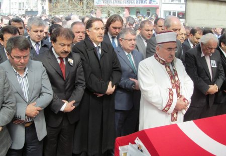 Refaiddin Şahin Ünye'de toprağa verildi