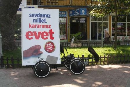 Referanduma Özel 'evet' Bisikleti