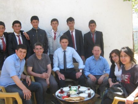 Rehberlik Servisi Öğrencilerin Devamsızlıklarını Önlemek İçin Köylerde