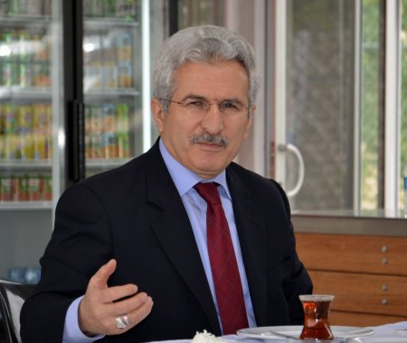 Rektör Özdemir: Bu topraklarda yaşayan herkesin sürece sahip çıkması şart