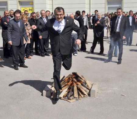 Rektör Uçar: Nevruz birlik, beraberlik ve kardeşiliğin sembolü