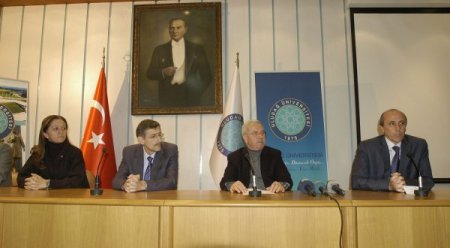 Rektörden özür dileyen işçiler yeniden işbaşı yaptı