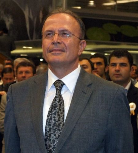 Renault Genel Müdürü Abar: Vergi İndirimlerinin Devam Etmesi Hayati