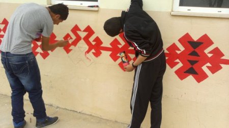 Resim Kursu Öğrencileri İlçeyi Rengarenk Boyadı