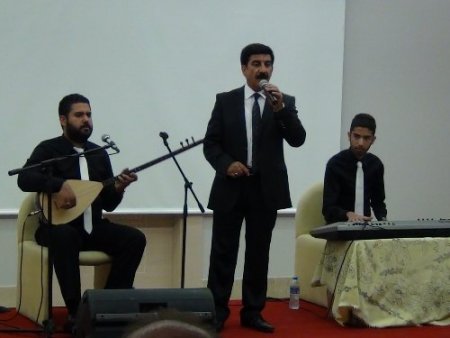 Reşit Muhtar, Kırık Mızrap konseri verdi