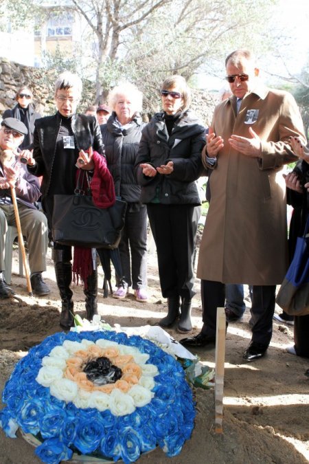 Ressam Burhan Doğançay Turgutreis'te toprağa verildi