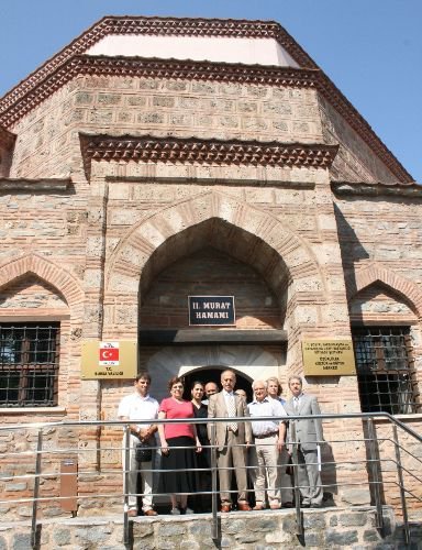Restore Edilen 600 Yıllık Muradiye Hamamı, Özürlülerin Buluşma Noktası Oldu