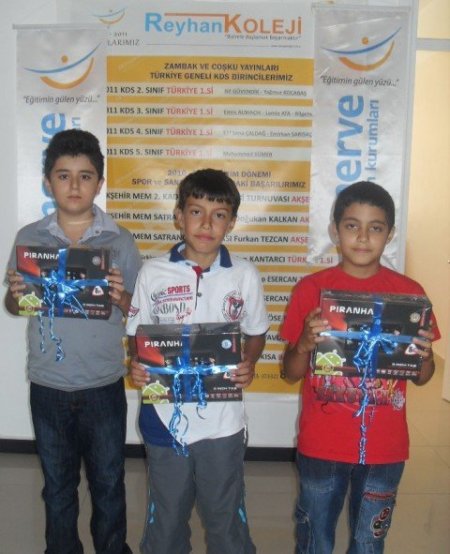 Reyhan Koleji 'Tablet PC' teknolojisine geçiyor